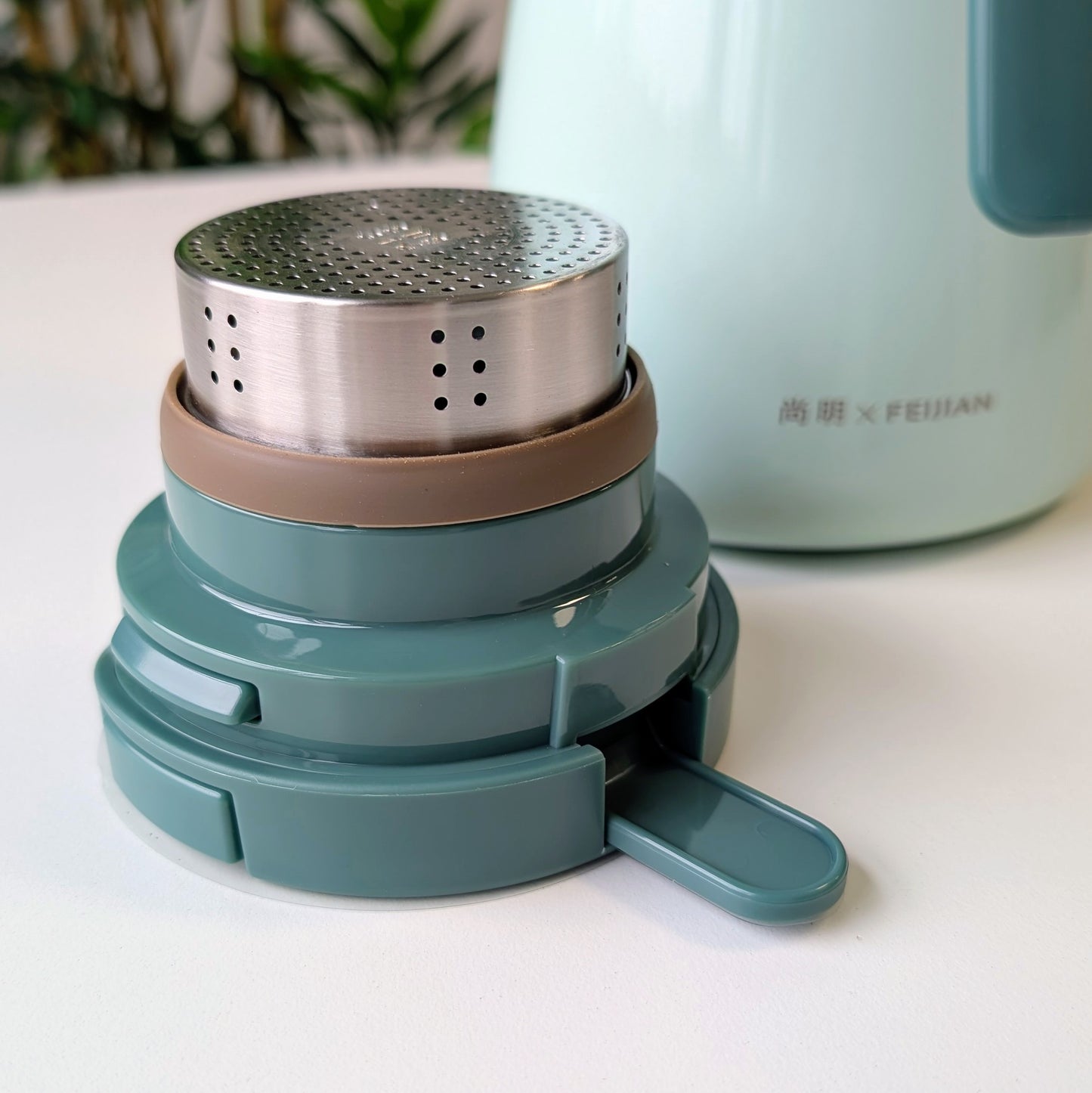 Teapot with Strainer/Infuser detail