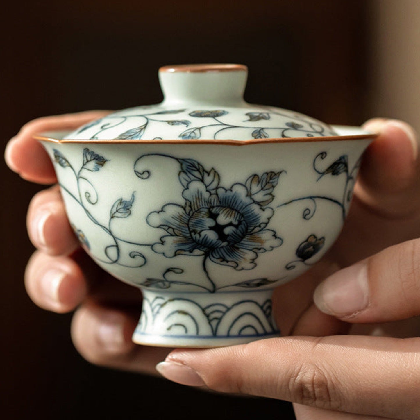 Flower Shape Ceramic Gaiwan with Peony Flower Design 100ml