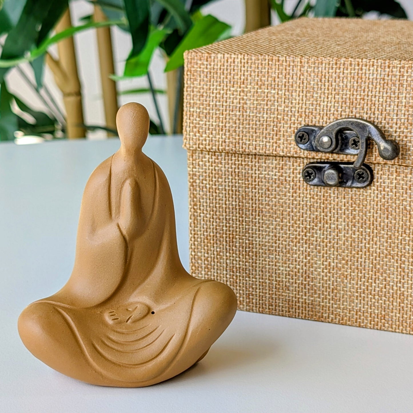 Gezichtsloze Boeddha Tea Pet, gele Duan Ni Yixing kleifiguur