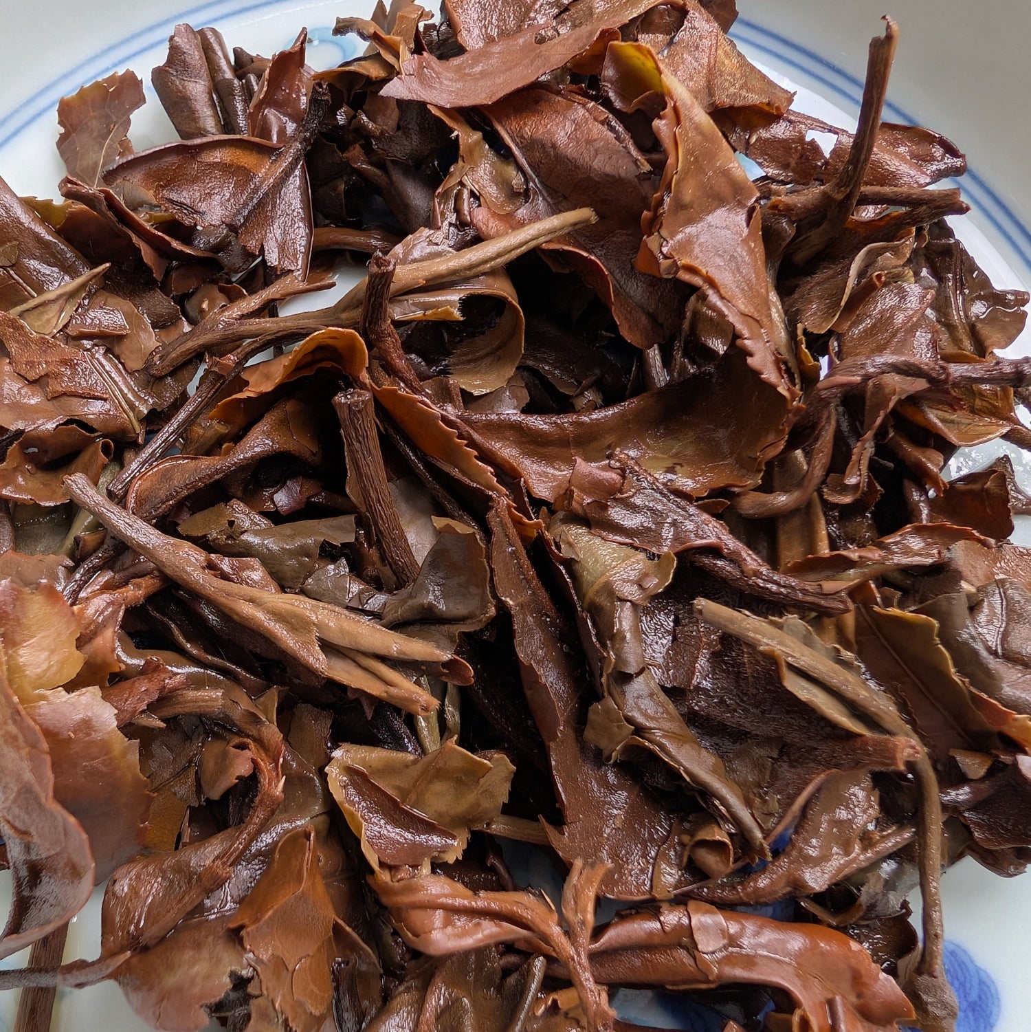 wet tea leaves