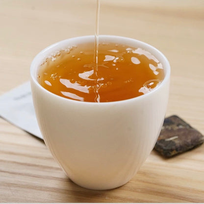 Oripuerlab Tian Bai « Thé du jour » Thé blanc pressé, sachets de 2g