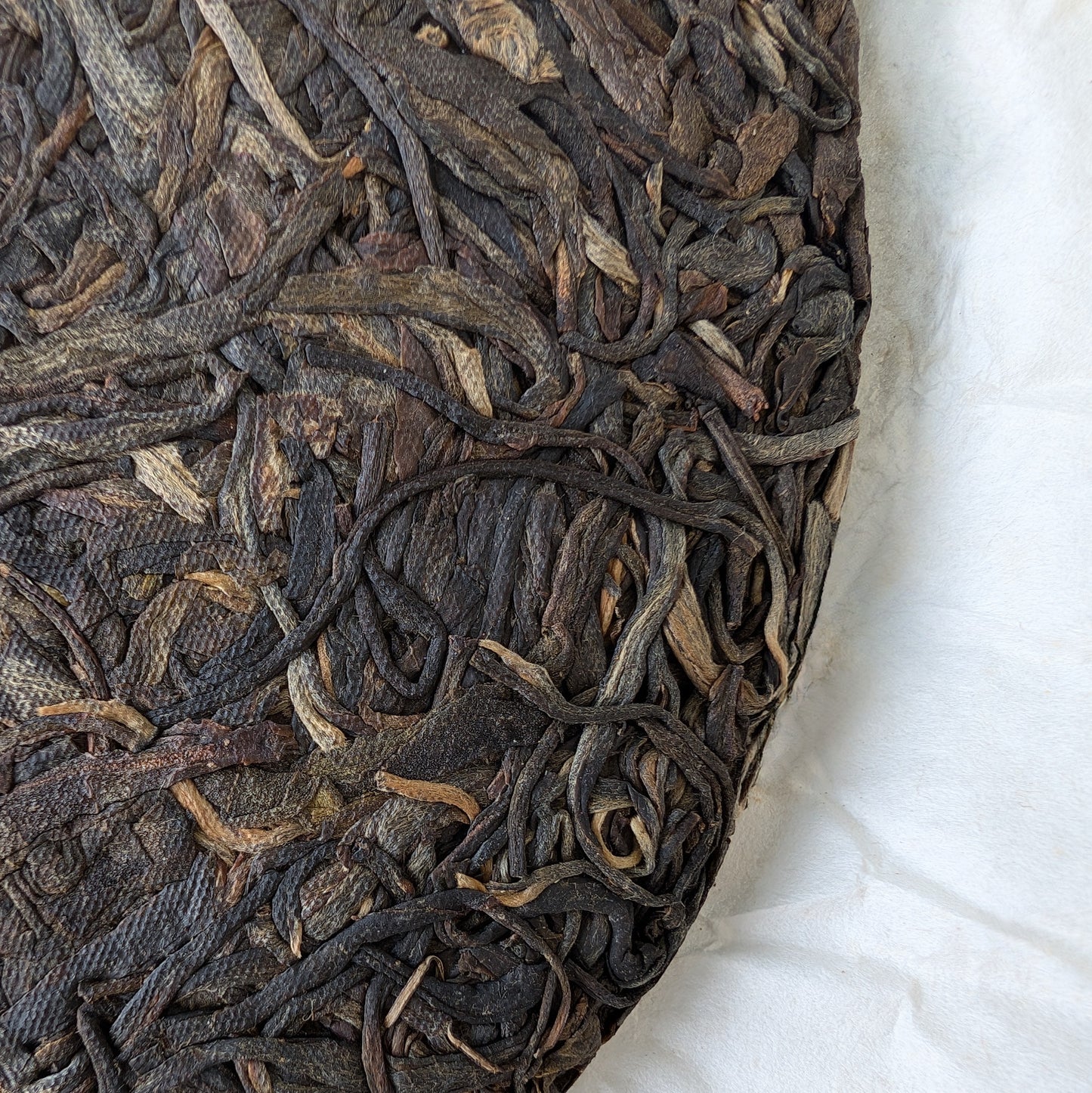 2019 Chaze 'Spring's Essence' Yiwu Mountain Rauwe Pu Erh Thee Cake 357g