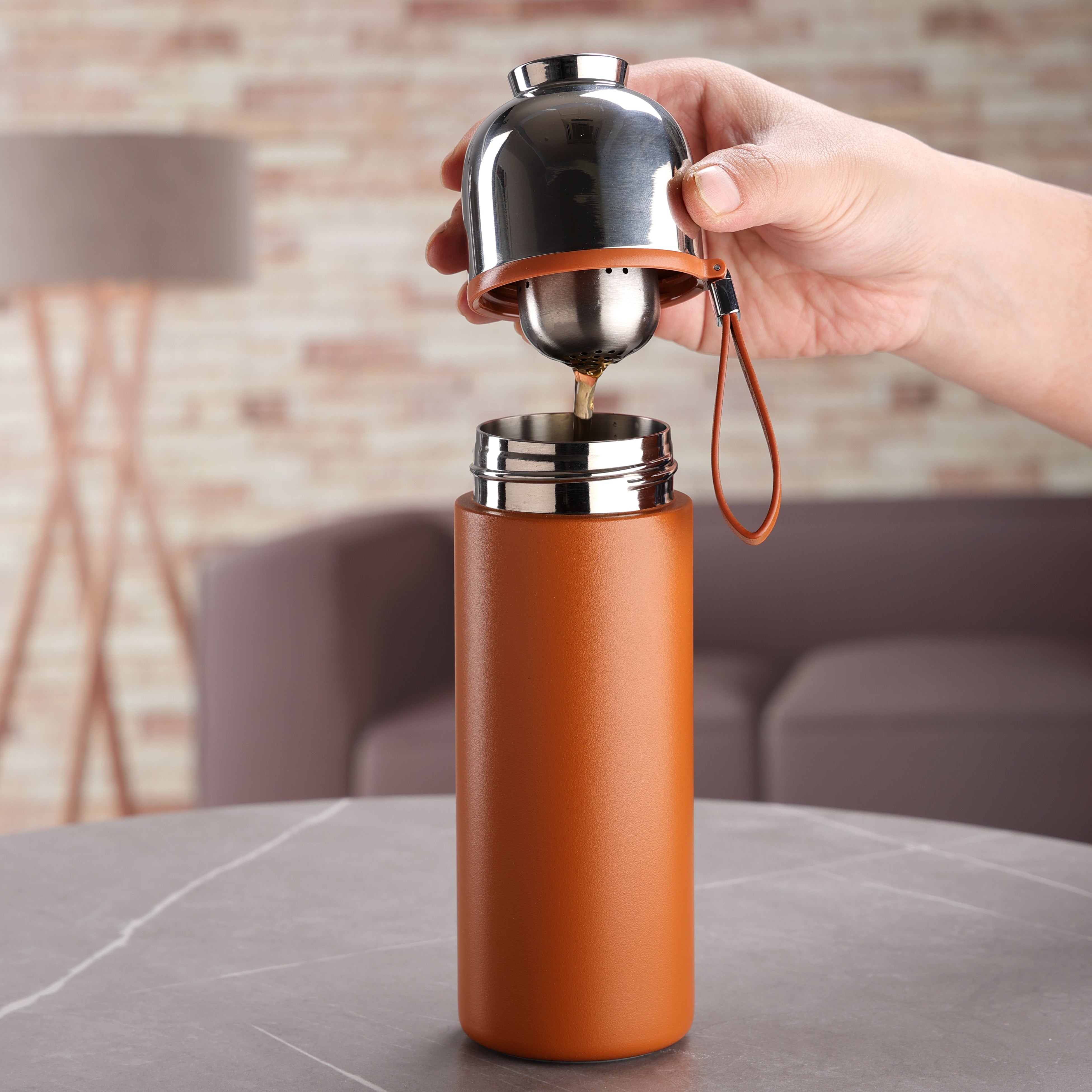 Brown Thermos Flask with Tea Infuser, 400ml | Teasenz.eu