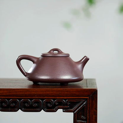 Purple Clay, Ziye Shipiao Yixing Teapot with Phoenix Painting 230ml