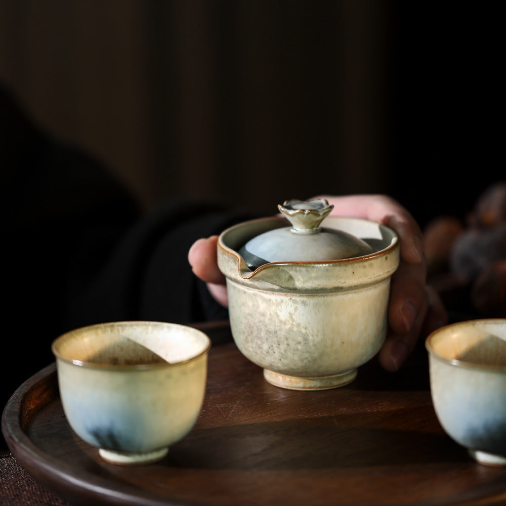 'A Touch of Blue' Ceramic Easy Gaiwan Tea Set with 2 Cups