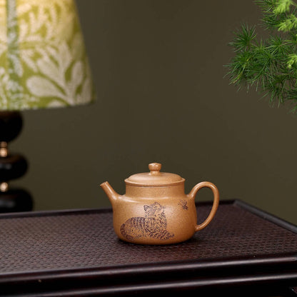 'Words of the Heart' Yixing Cat Teapot, Duanni Clay 120ml
