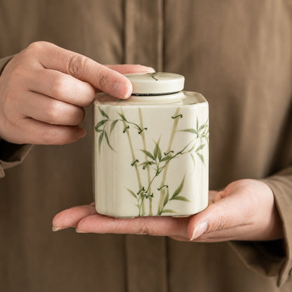 Recipient chinezesc din ceramică pentru ceai vrac, pictat manual cu bambus