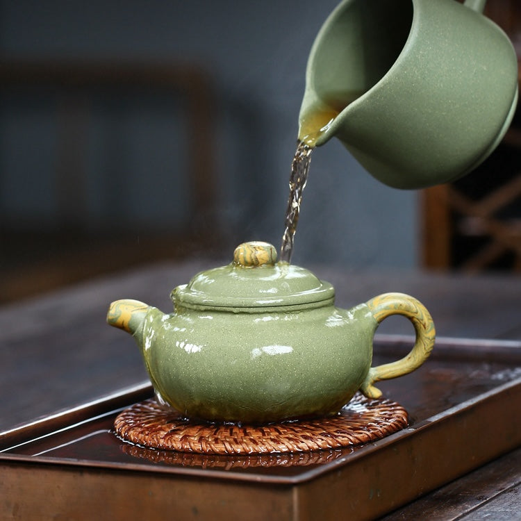 Dou Qing Clay, Fang Gu Yixing Teapot, Clay Kneading Technique 270ml