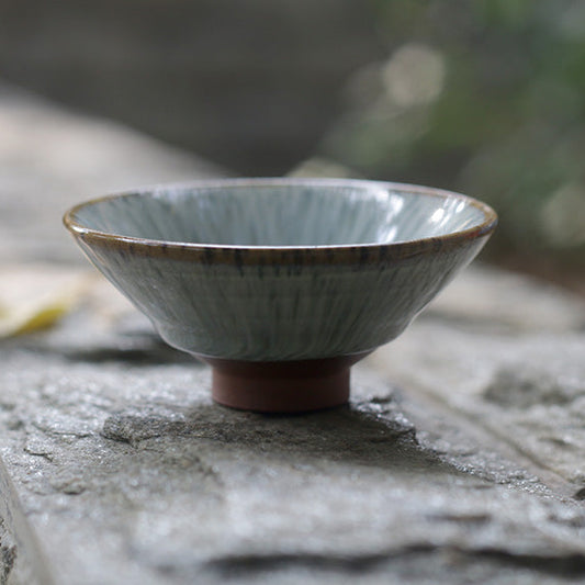 Tasse à Thé Chinoise Emaillée “Neige Ancienne” 50 ml