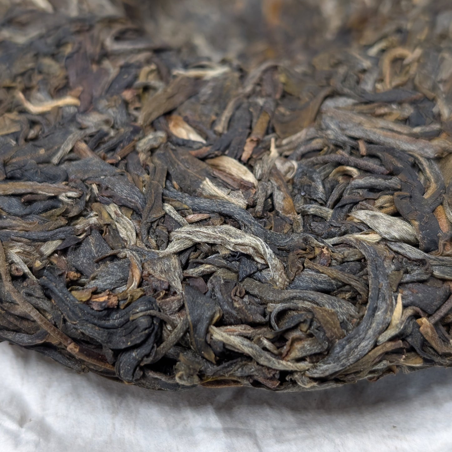 2025 Chaze Bing Dao Raw Pu Erh Tea Cake 200g