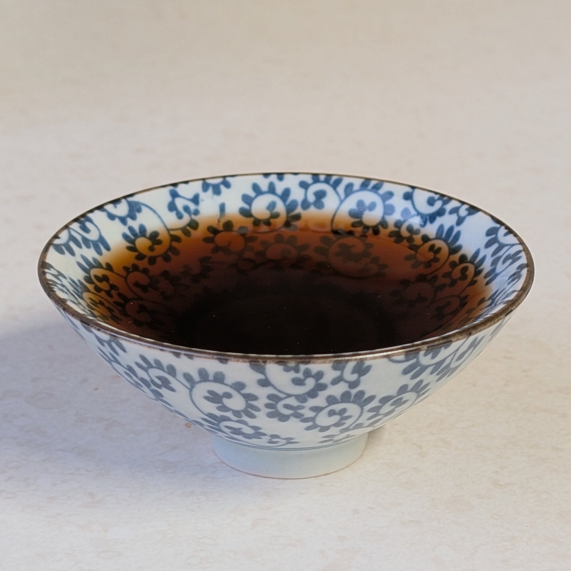 ripe pu erh tea mini cake tasting