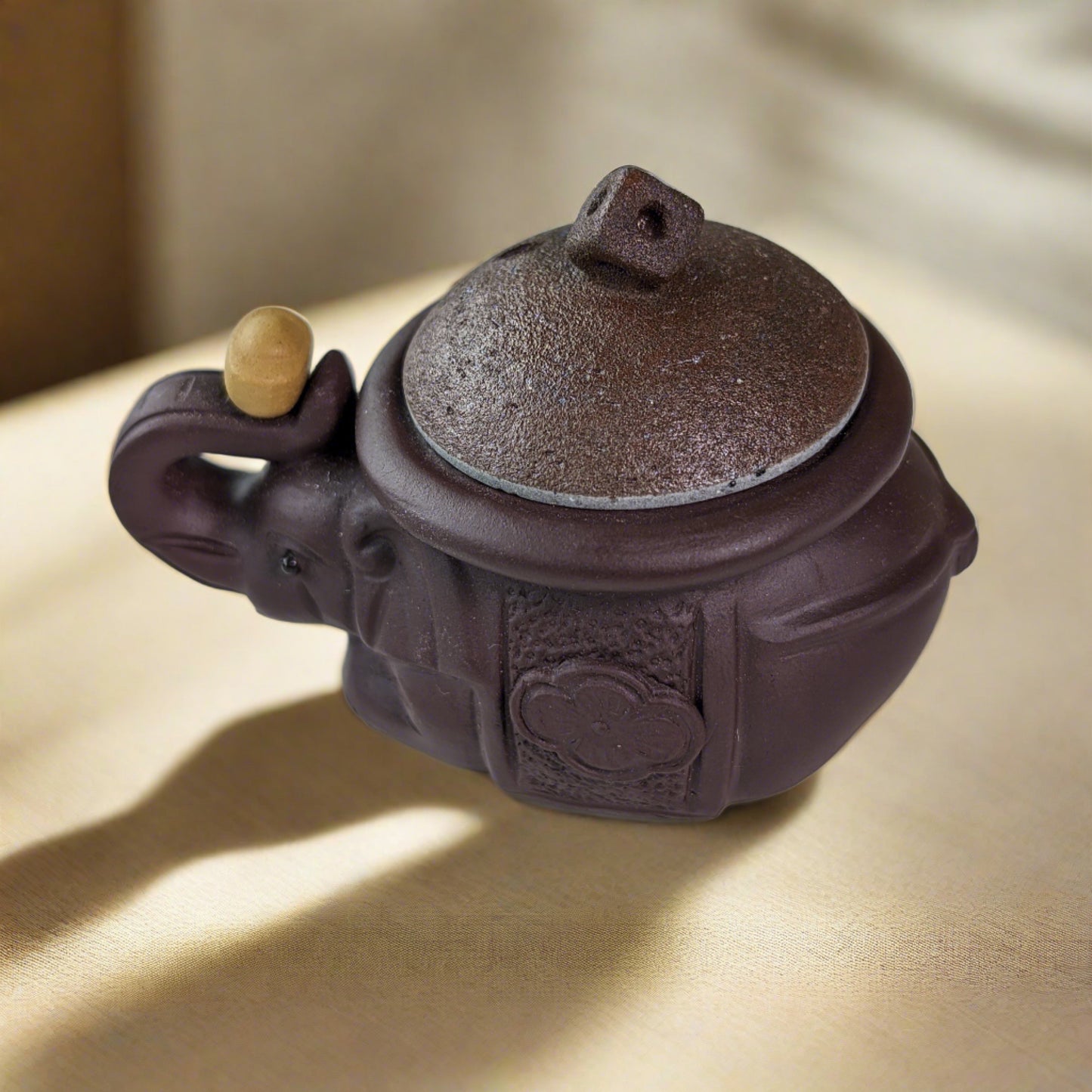 Purple Clay Elephant Tea Pet / Teapot Lid Holder