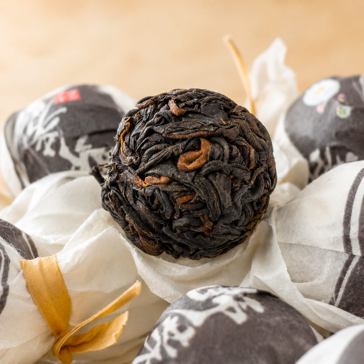 2025 Fengqing Traditional Sun-Dried Black Tea Balls