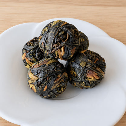 2025 "Wild Mountain Spirit Leaf" Yongde Raw Pu Erh Tea Balls