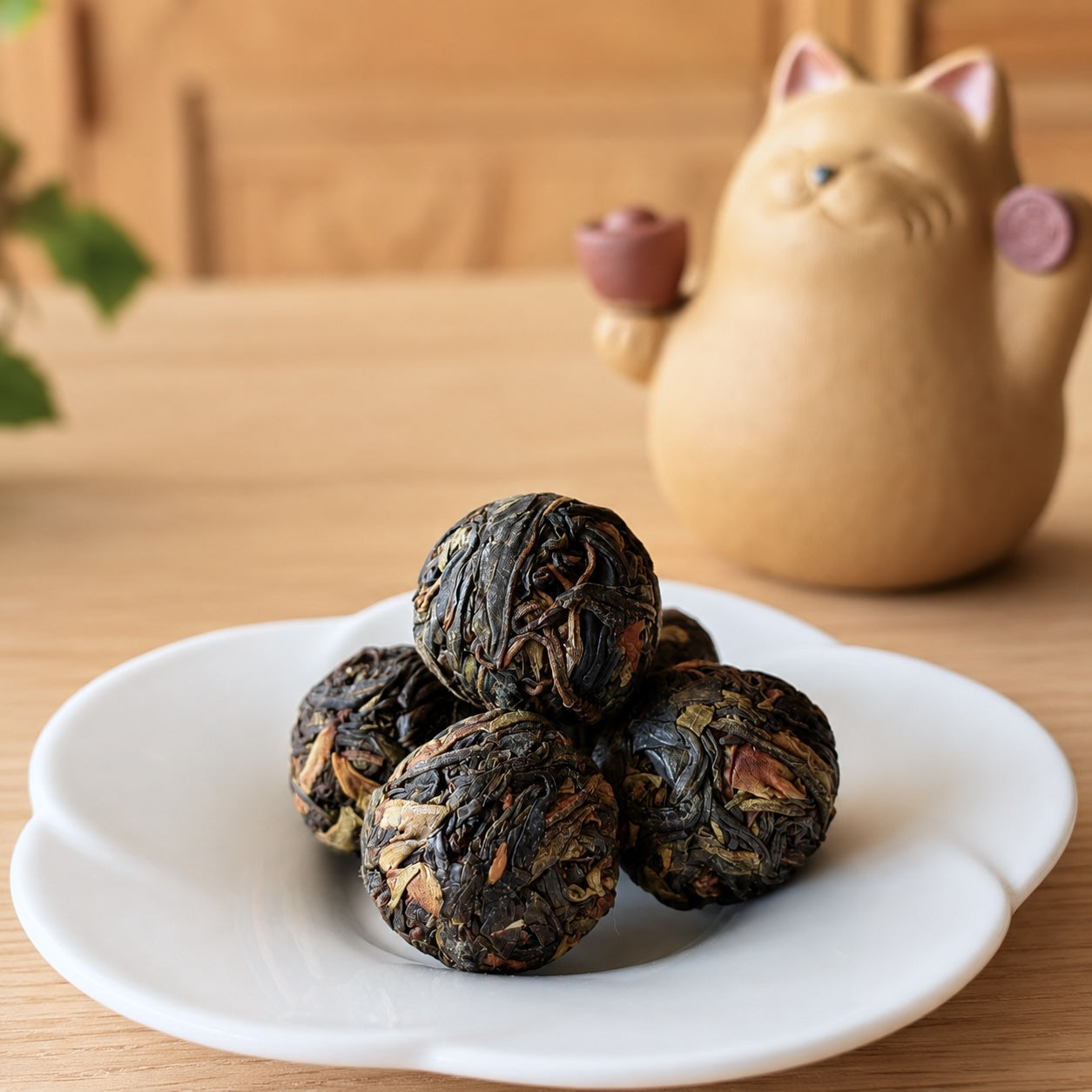 2025 "Wild Mountain Spirit Leaf" Yongde Raw Pu Erh Tea Balls