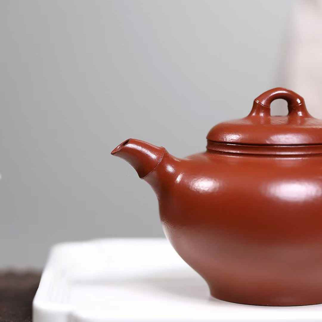 detail of Yixing teapot spout
