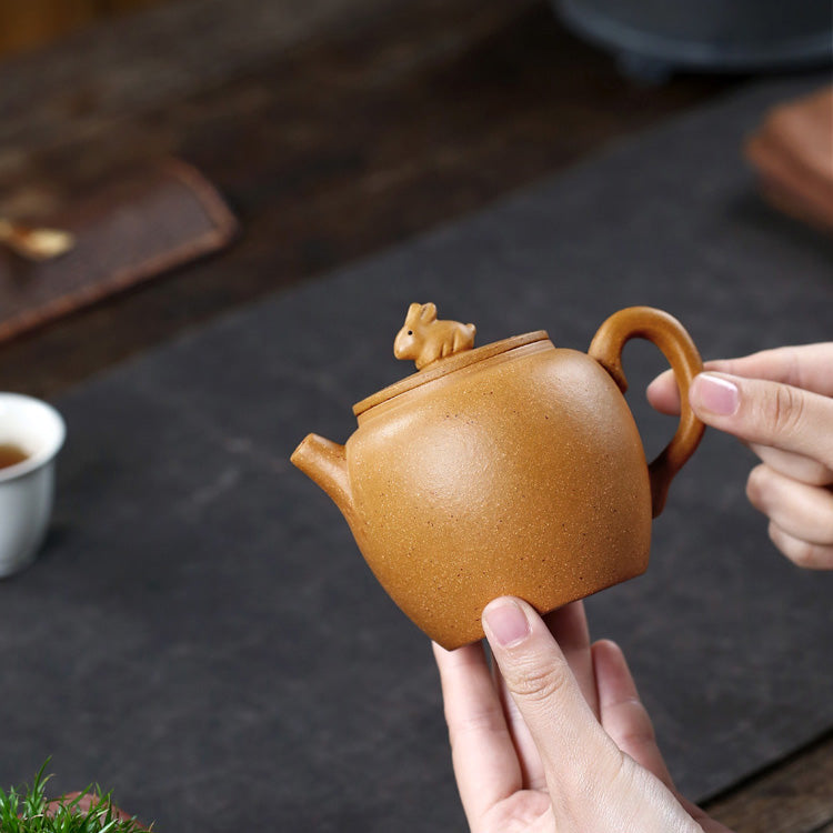 Rabbit Yixing Teapot, Kui Huang Duan Ni Clay, Pengfei Zhao 290ml