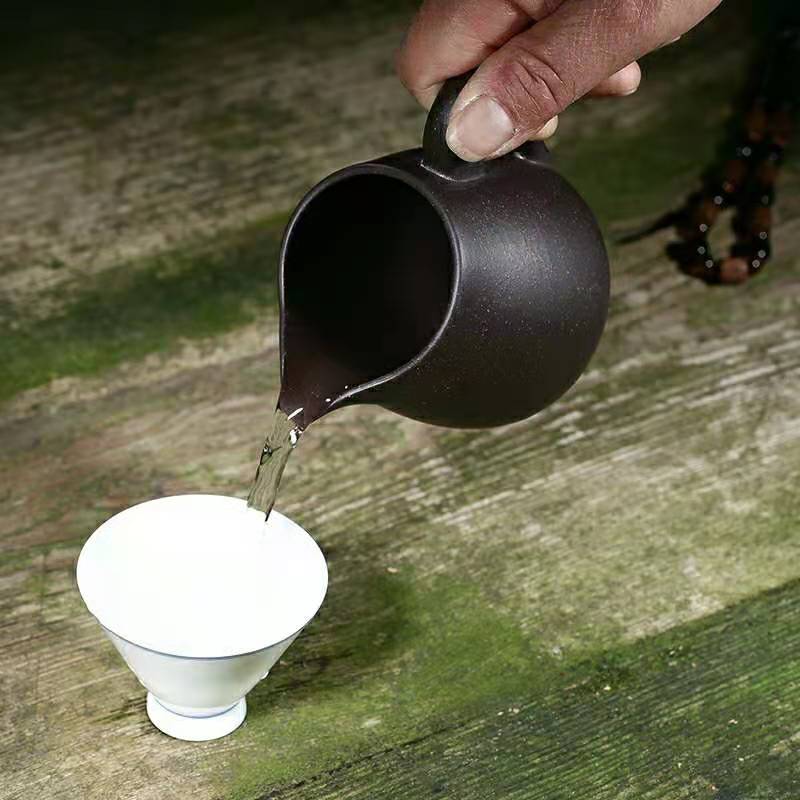 Yixing Tea Pitcher, Hei Jin Sha Clay 230 ml